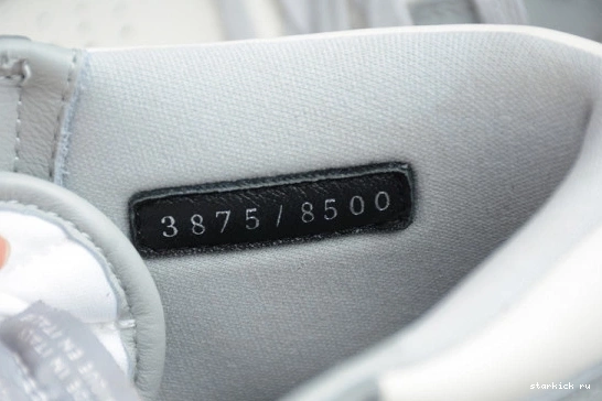 X ) BOX JORDAN HIGH DIOR 1 CN8607-002 CN8607-002 AIR SHOE OG (DIOR 0330